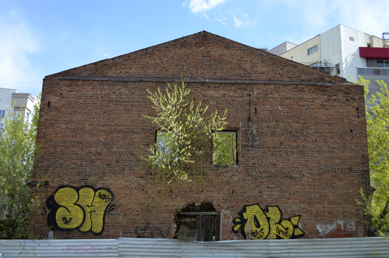 новодел дореволюционного дома)